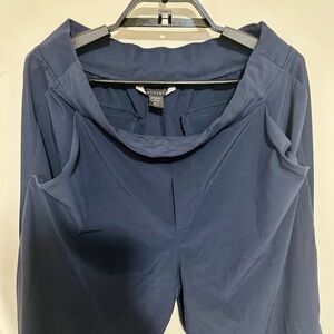 Brooklyn mid-rise cropped athletic pants, navy 8T Athleta